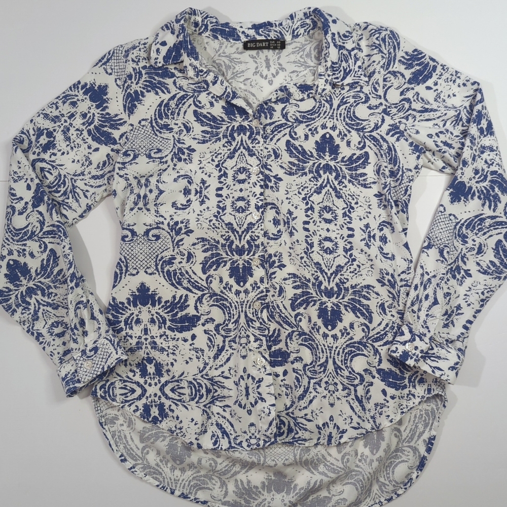 Big Dart Blue and White Patterned Button Down Long Sleeve Shirt - Women's Size M
